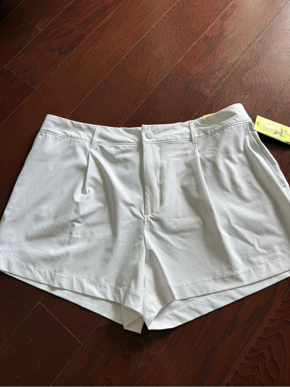 All in Motion Women’s White Performance Golf, High-Rise Pleated Shorts - Picture 2 of 7